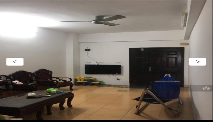 Cho thuê căn hộ chung cư CT9 Định Công ngõ 72 Trịnh Đình Cửu  70m2, 2 ngủ, Full đồ 8tr5